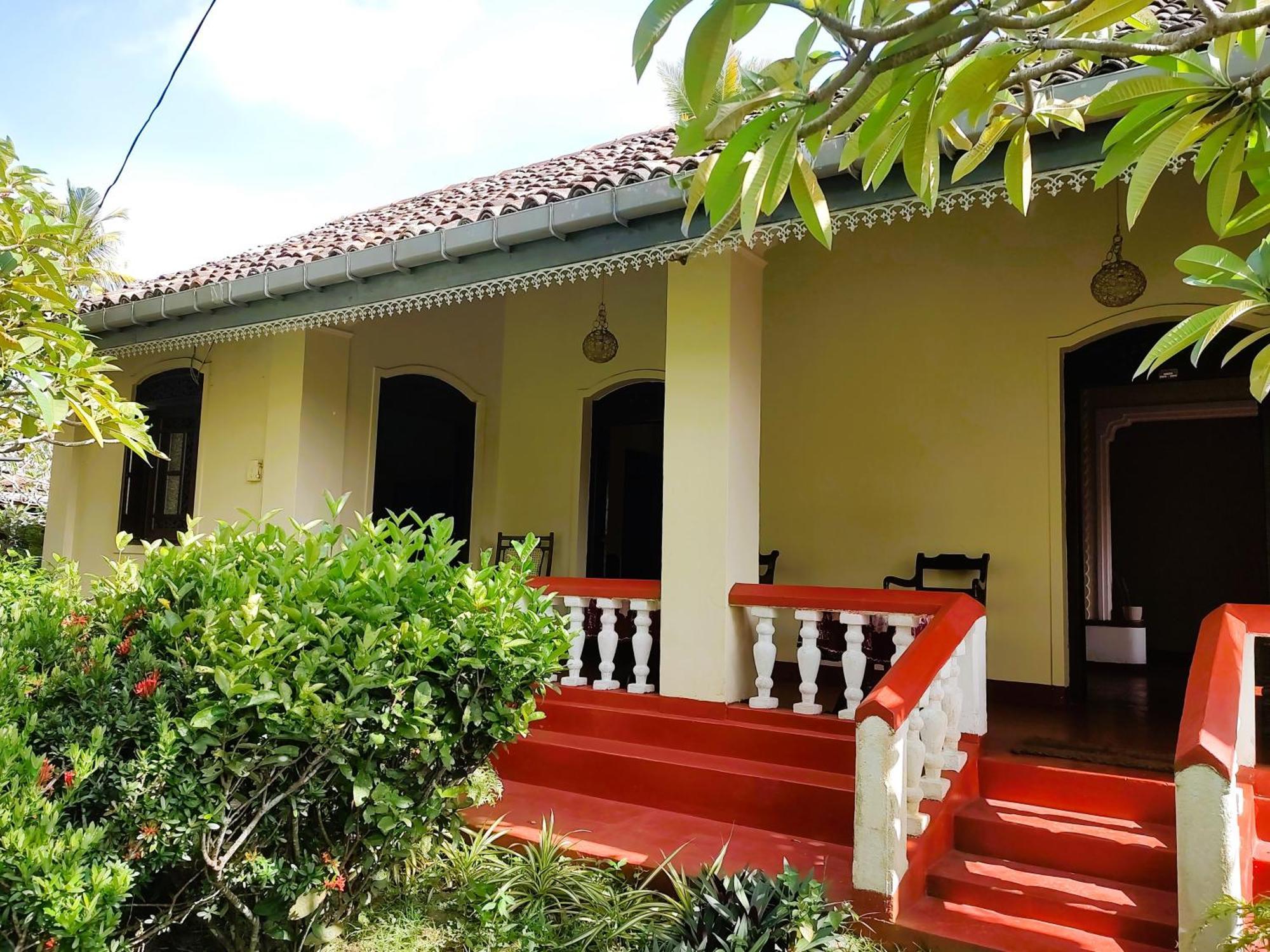 Top Of The Hill Guesthouse Weligama Luaran gambar