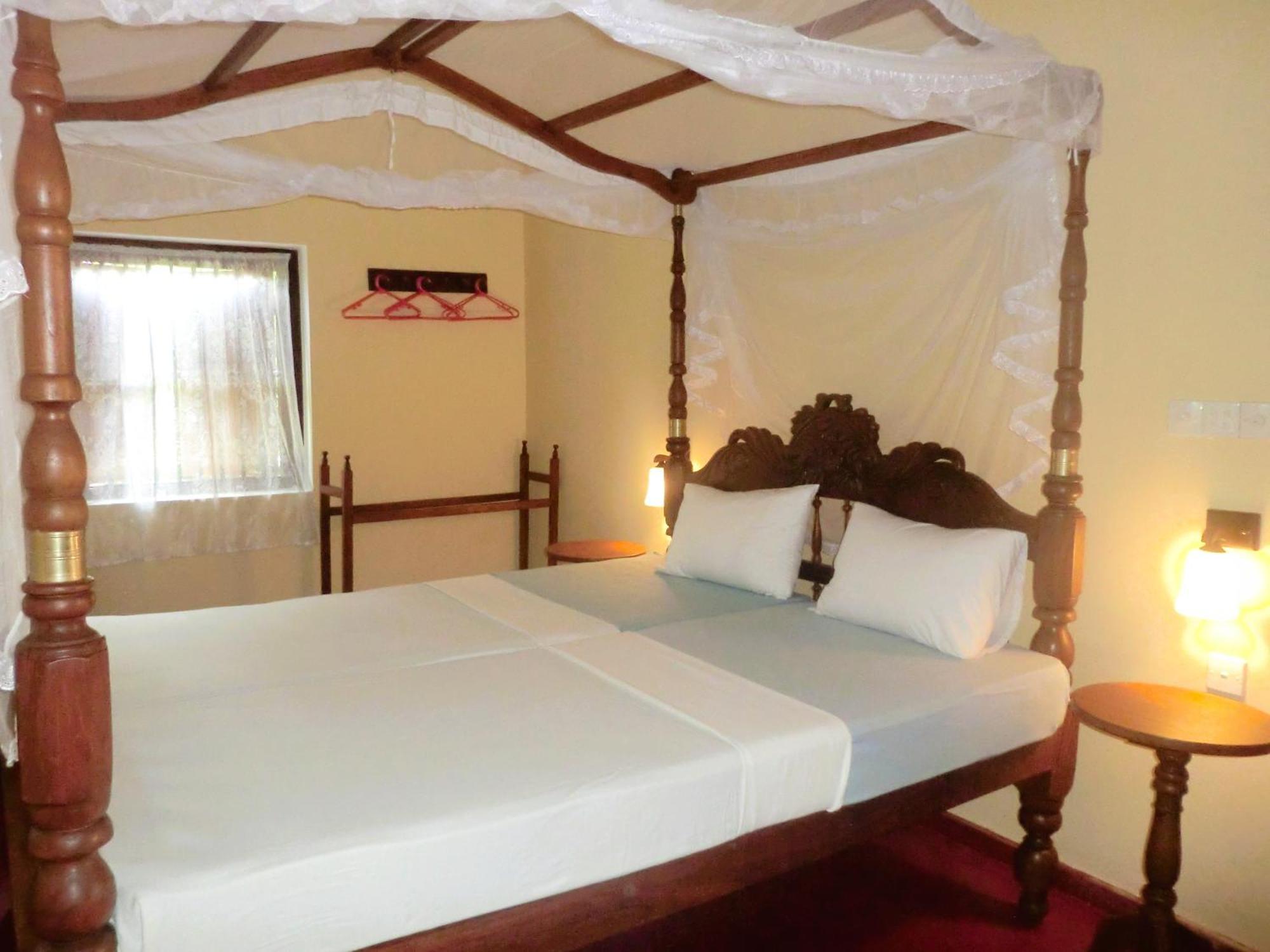 Top Of The Hill Guesthouse Weligama Bilik gambar